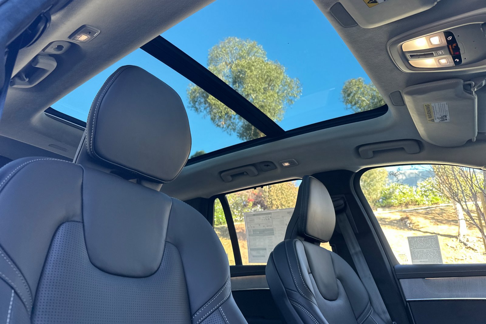 New 2026 Volvo XC90 B6 Ultra w/ Lounge Package AWD/4WD image 15