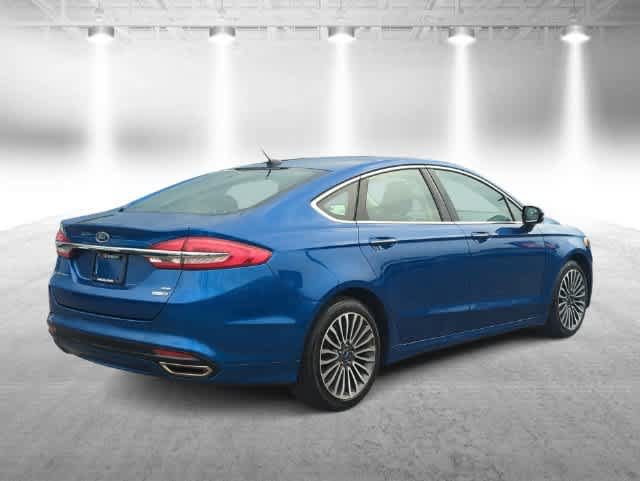 Used 2017 Ford Fusion SE w/ Fusion SE Technology Package AWD/4WD image 8