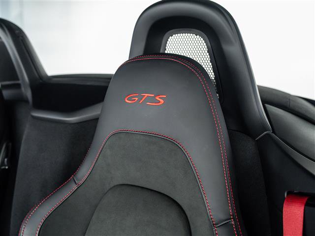 Used 2024 Porsche 718 Boxster GTS image 30