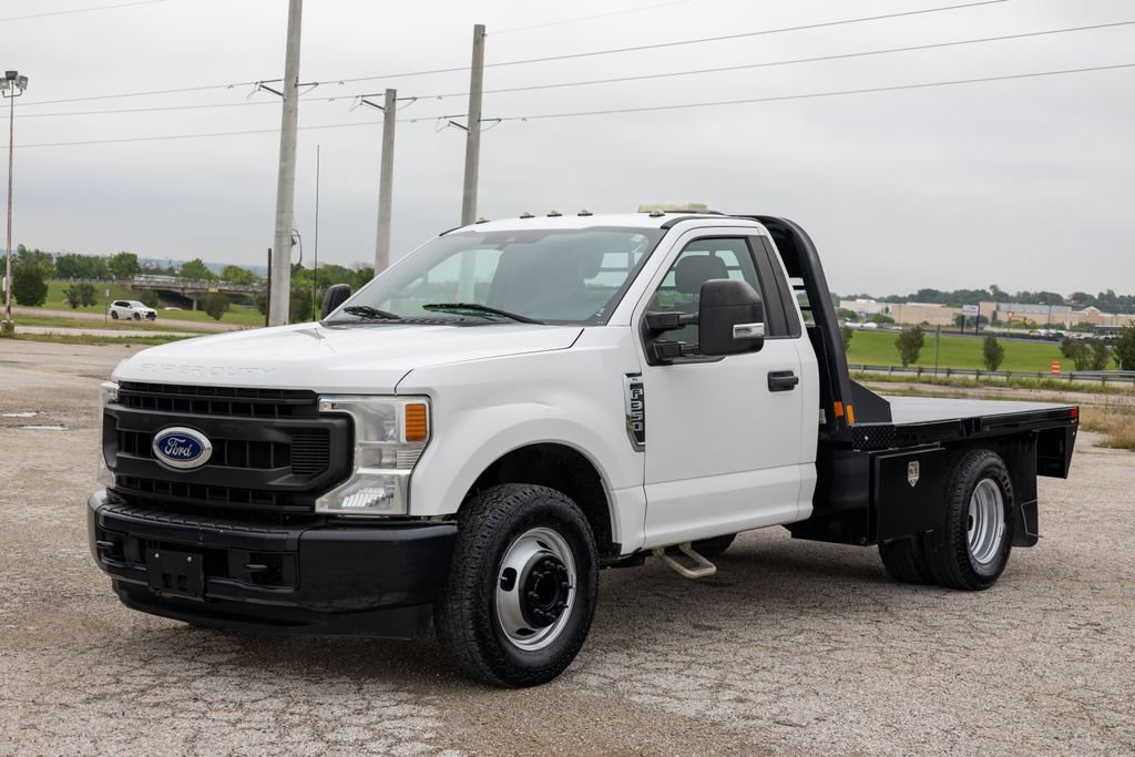 Used 2020 Ford F350 XL w/ Power Equipment Group RWD image 3