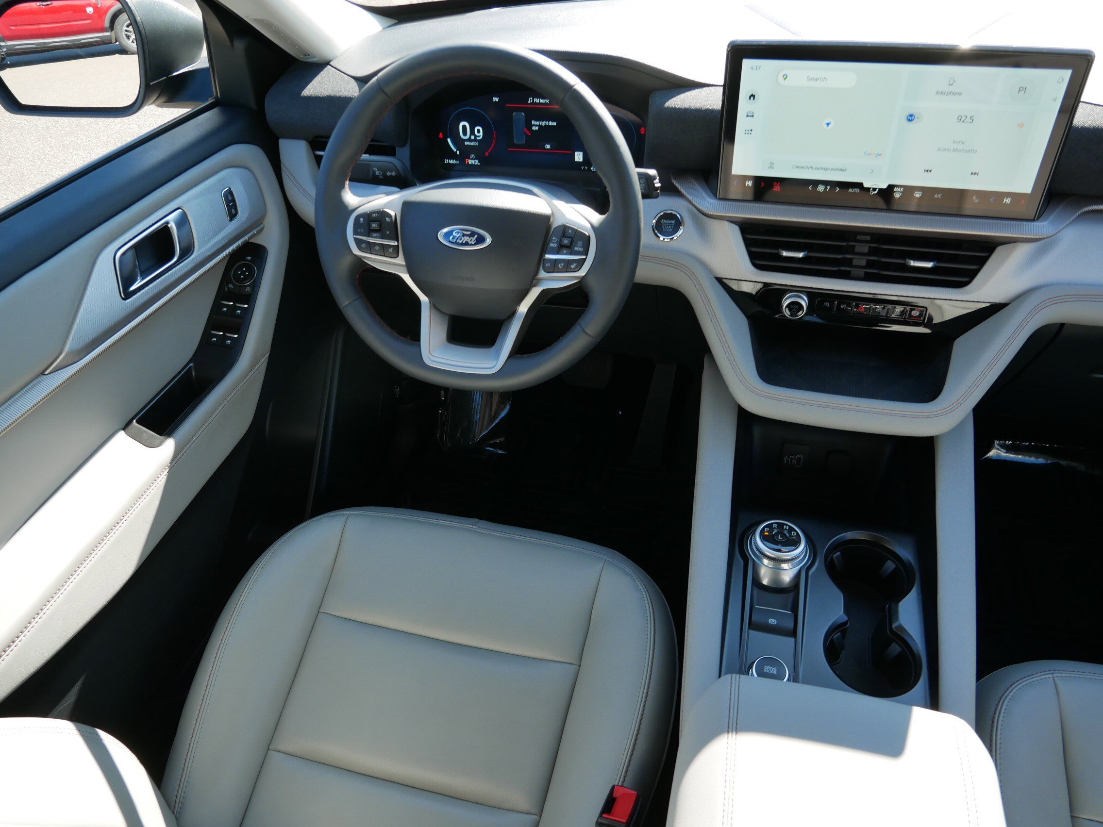 Used 2026 Ford Explorer Active w/ Active Comfort Package image 9