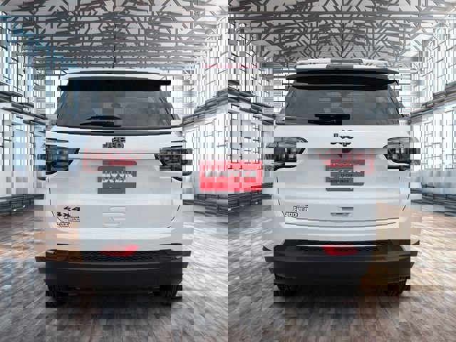 New 2026 Jeep Compass Latitude image 5