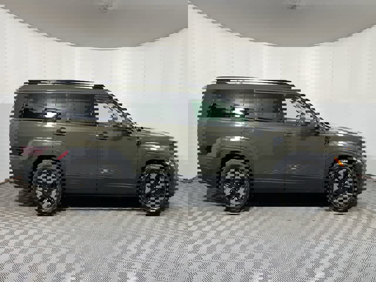 Used 2025 Hyundai Santa Fe SEL image 9