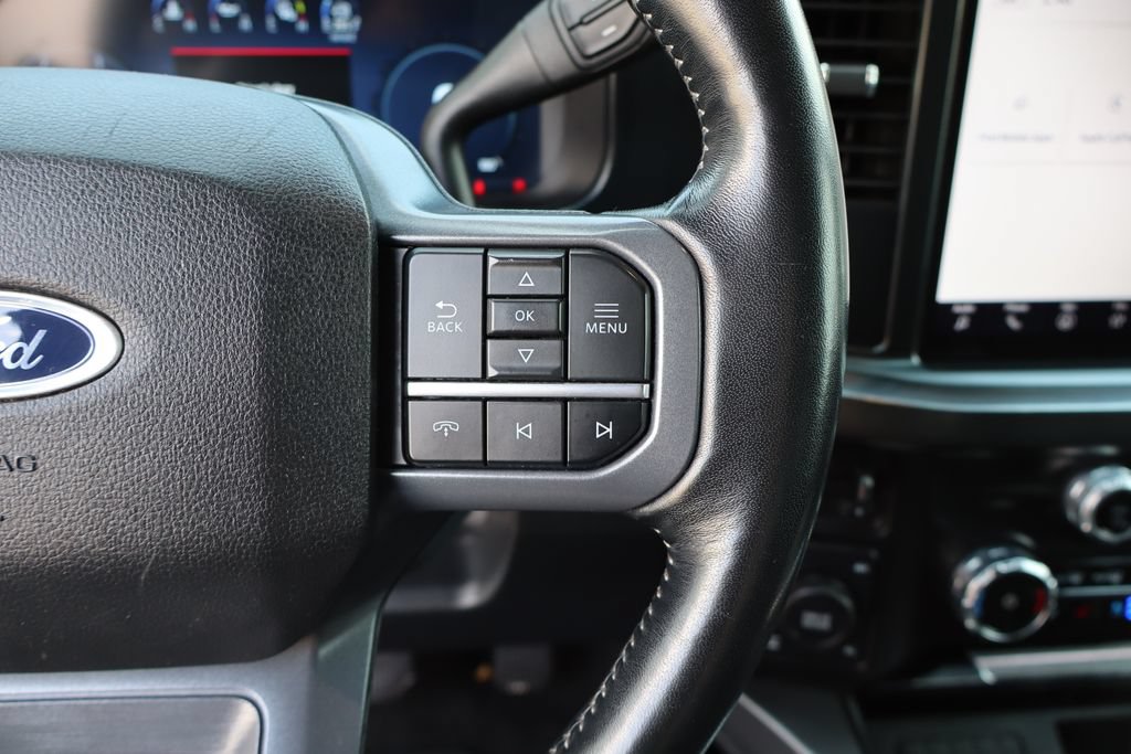 Used 2023 Ford F350 Lariat w/ Sport Appearance Package AWD/4WD image 30