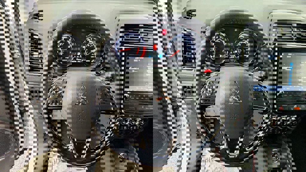 Used 2024 Mitsubishi Outlander Sport AWD image 12