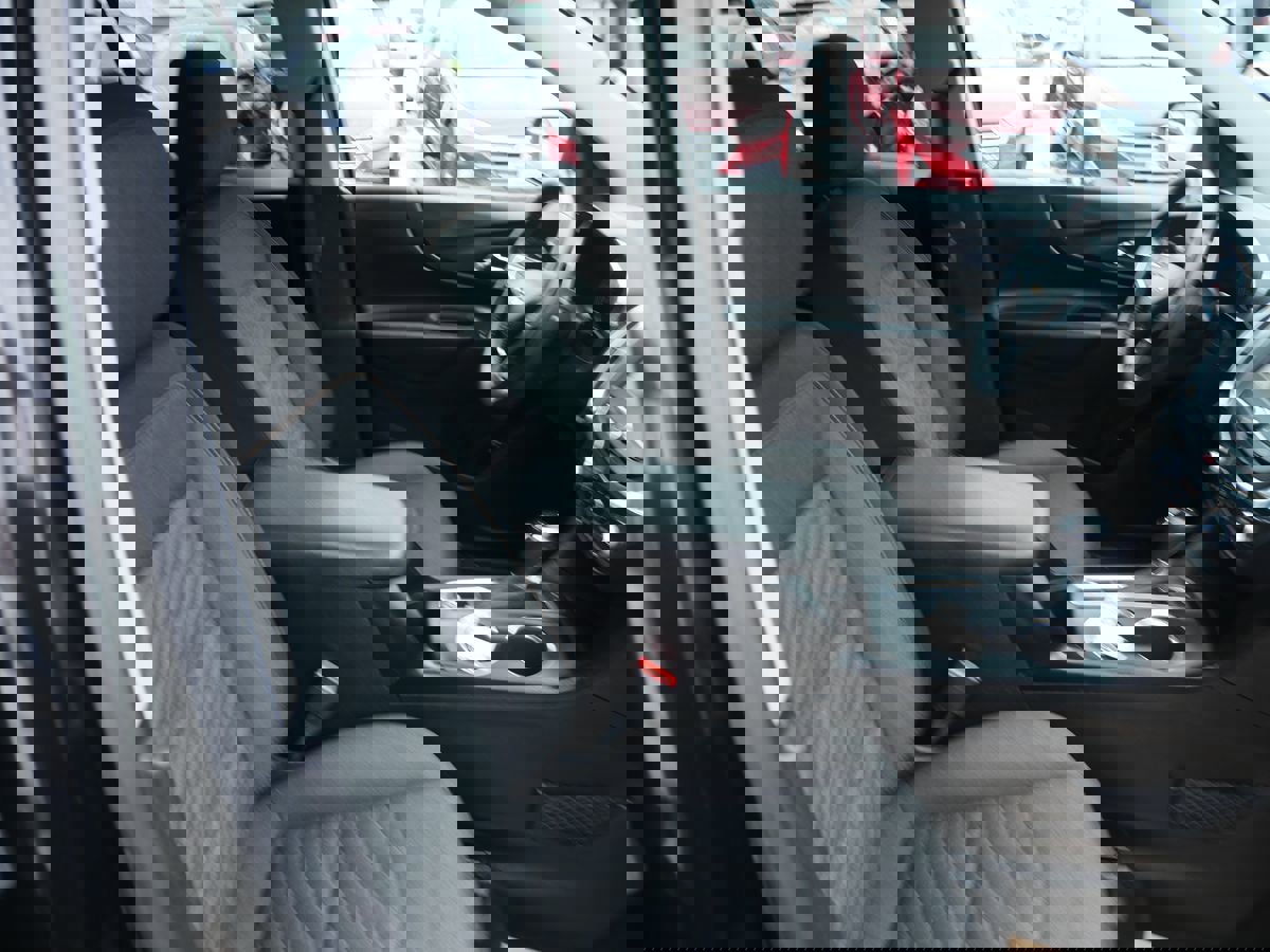 Used 2019 Chevrolet Equinox LT image 31