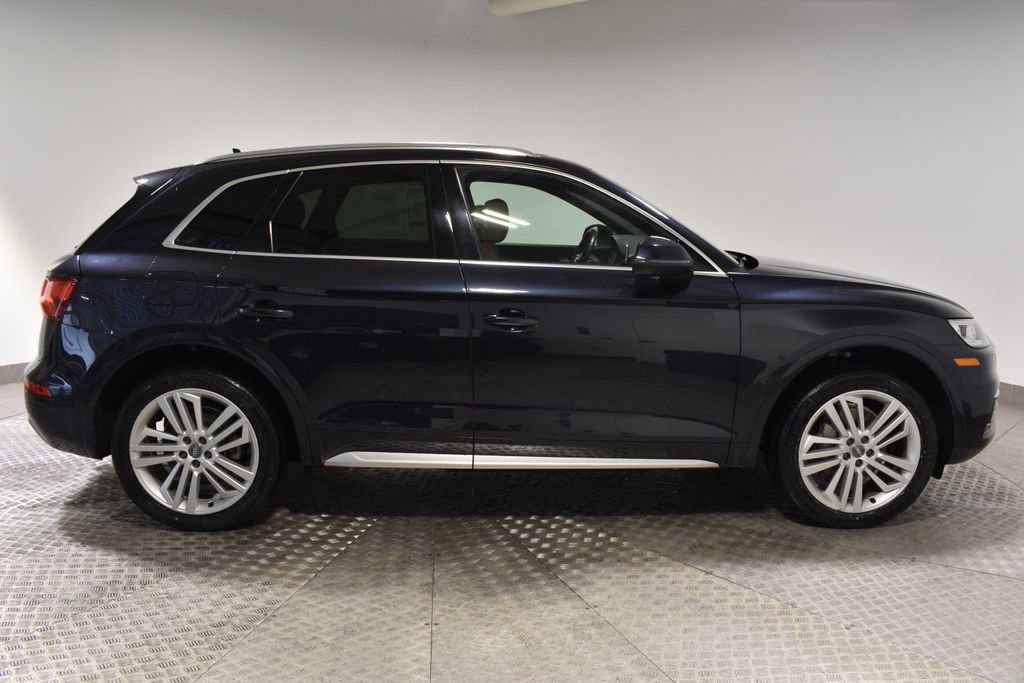 Used 2019 Audi Q5 2.0T Premium Plus w/ Premium Plus Package image 6