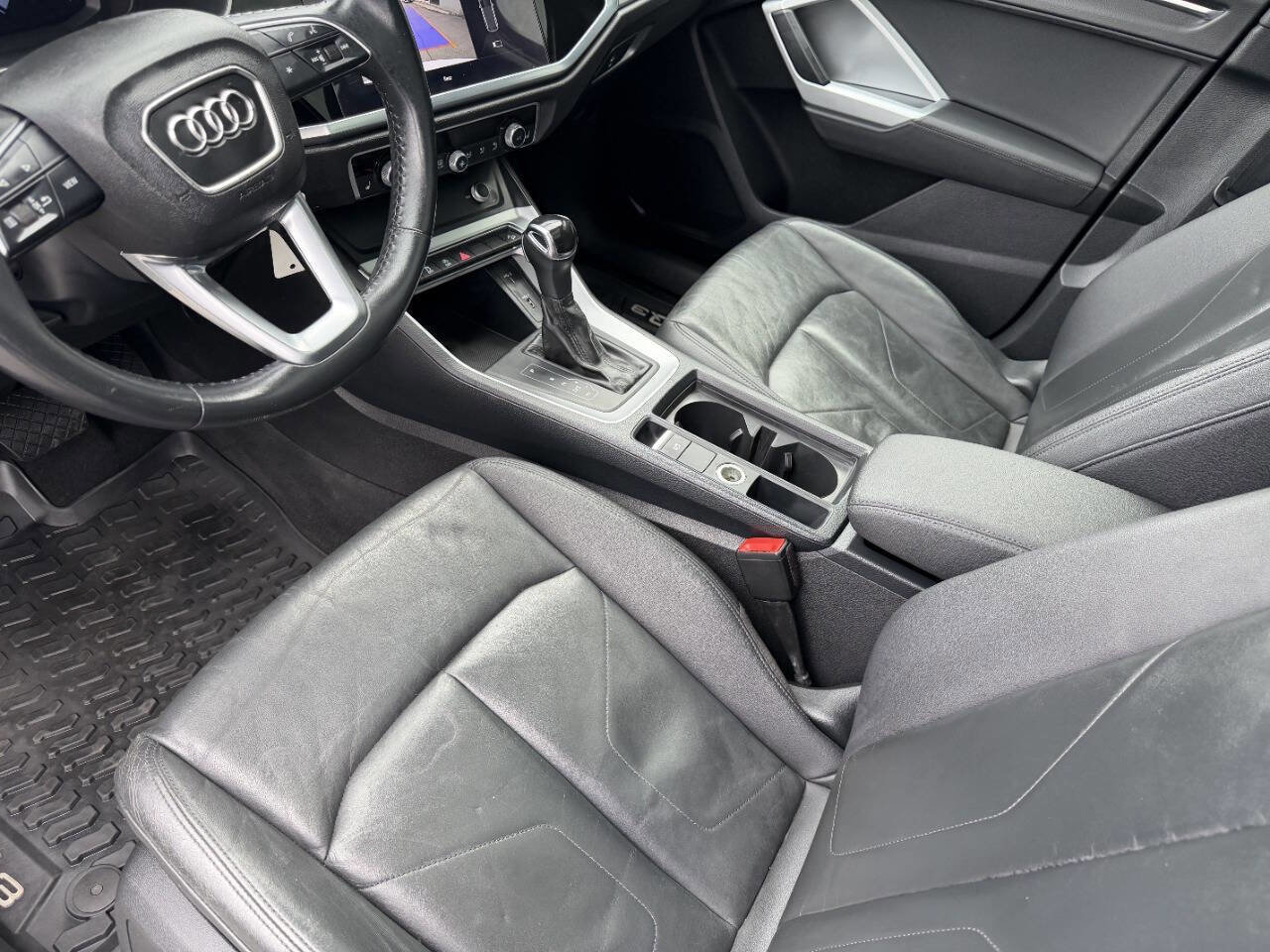 Used 2020 Audi Q3 2.0T Premium AWD/4WD image 19