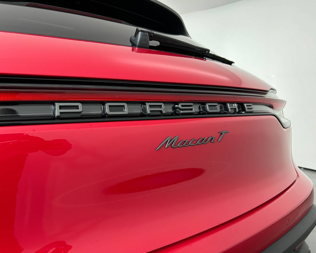 New 2026 Porsche Macan Turbo AWD/4WD image 29