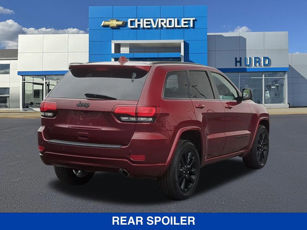 Used 2020 Jeep Grand Cherokee Altitude AWD/4WD image 4