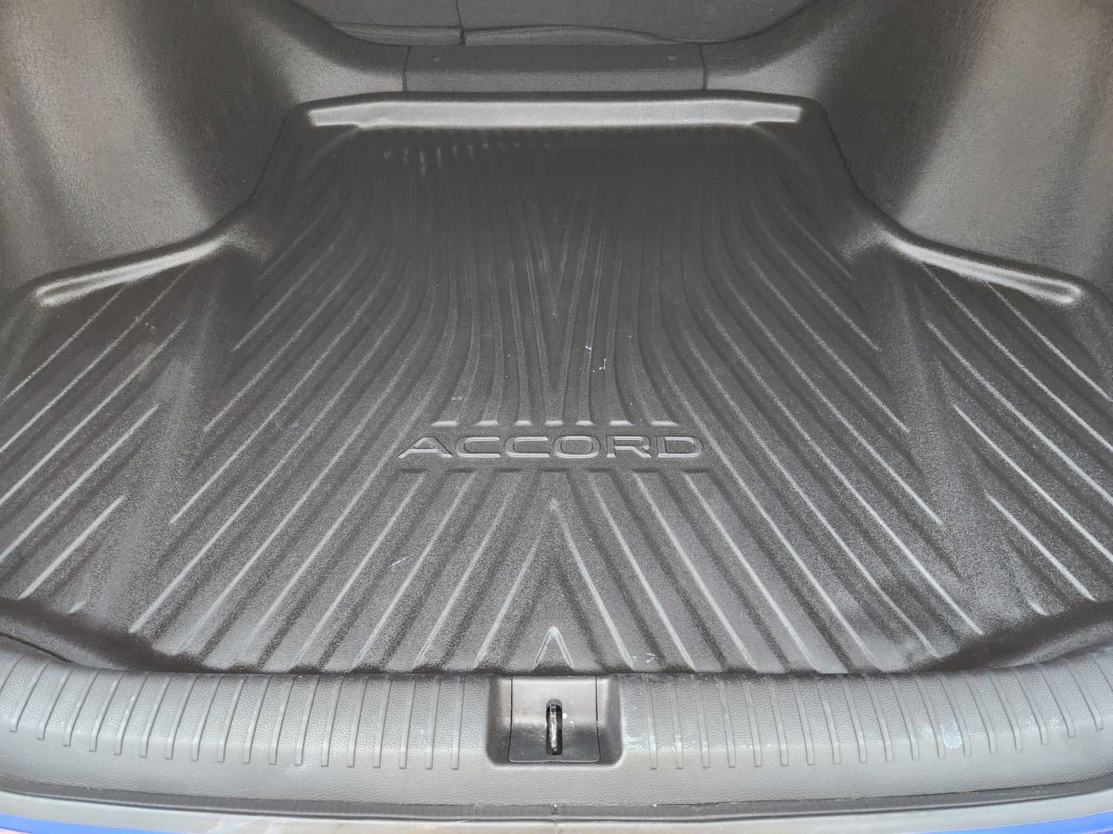 Used 2023 Honda Accord Sport image 31