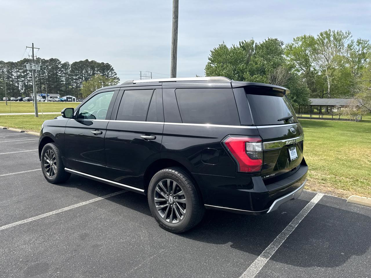 Used 2019 Ford Expedition Limited image 9