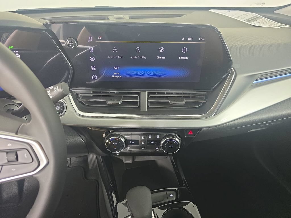 New 2026 Chevrolet Trax LT w/ LT Convenience Package FWD image 16