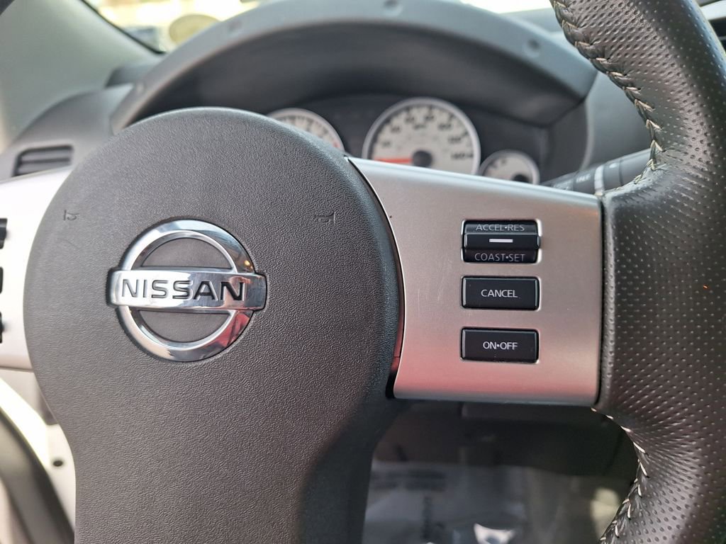 Used 2021 Nissan Frontier PRO-4X w/ Pro-4x Utility Package image 17