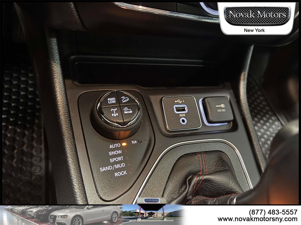 Used 2022 Jeep Cherokee Trailhawk image 23