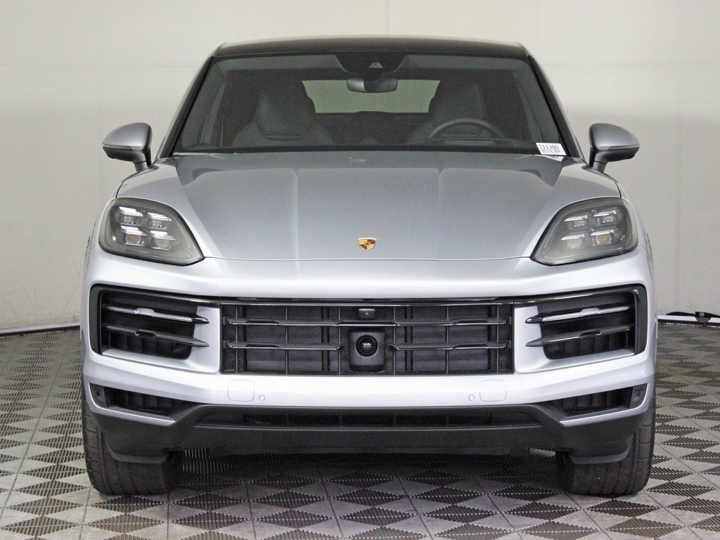 Certified 2025 Porsche Cayenne Coupe image 10