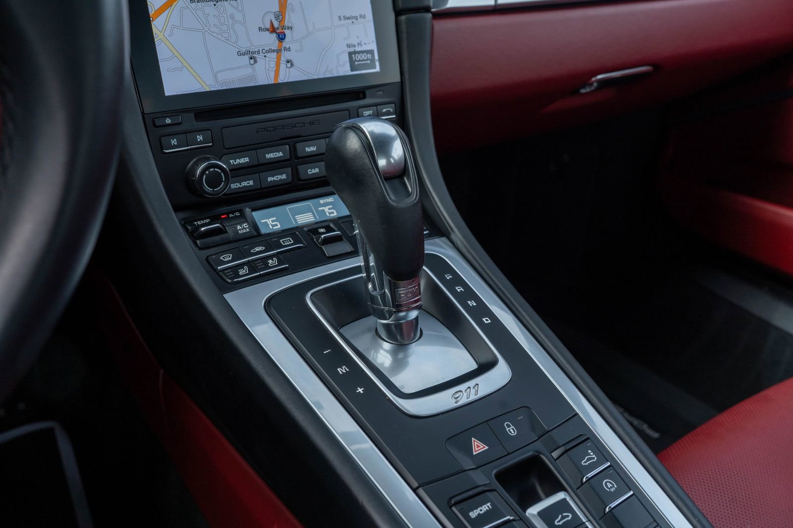 Certified 2019 Porsche 911 Carrera 4S image 31