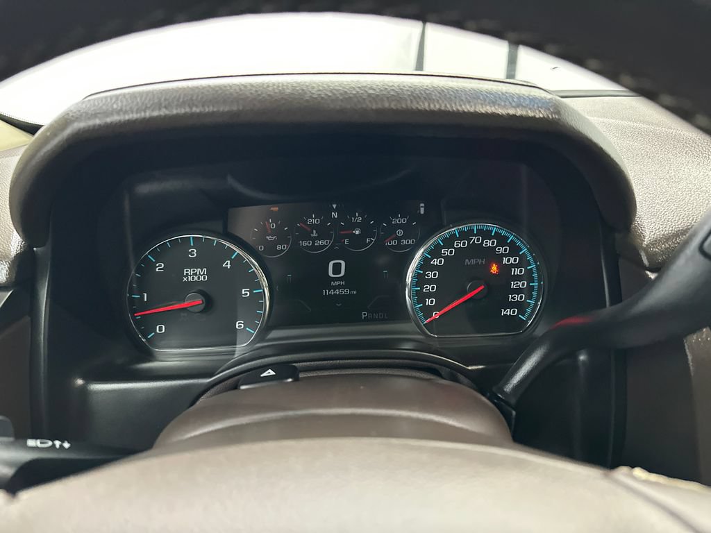 Used 2019 Chevrolet Suburban Premier RWD image 33