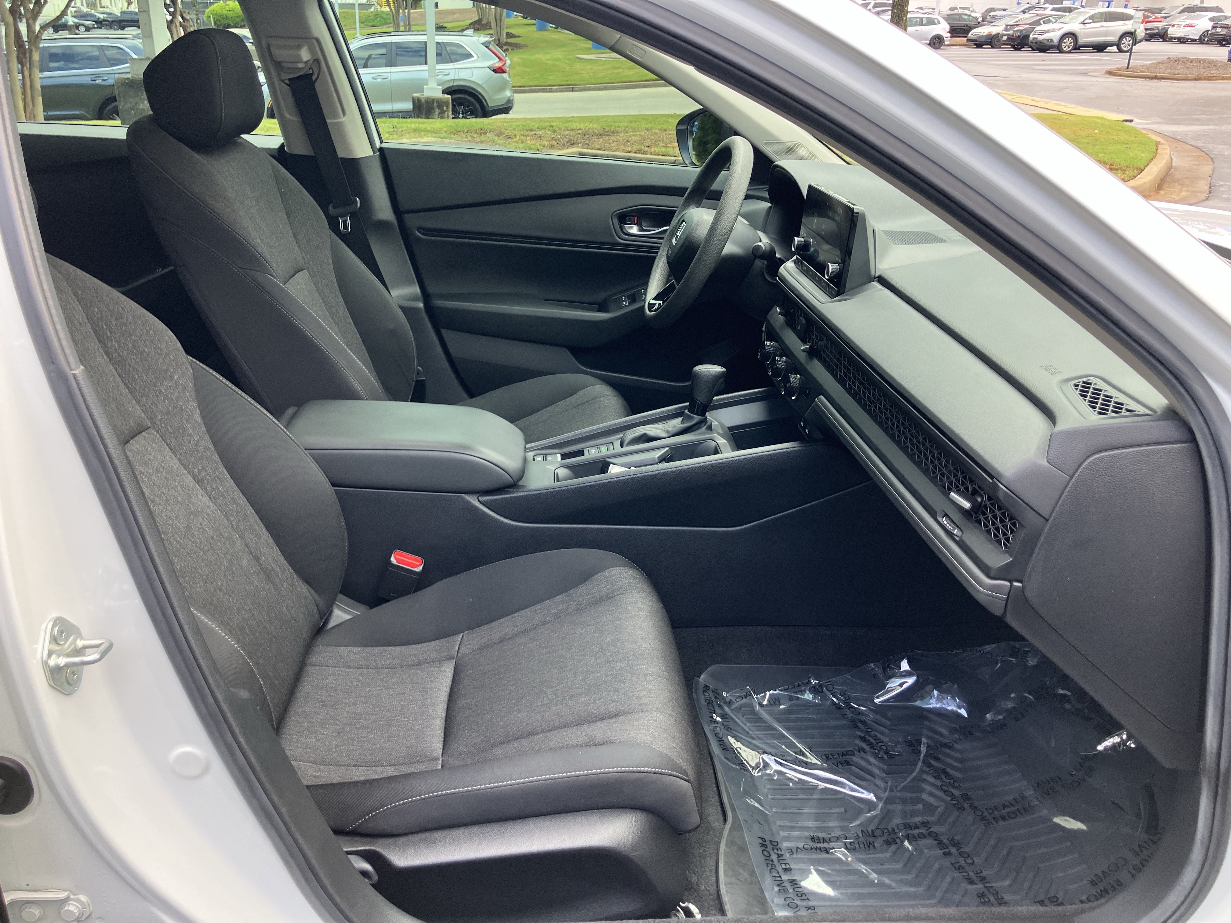 Used 2025 Honda Accord SE image 35