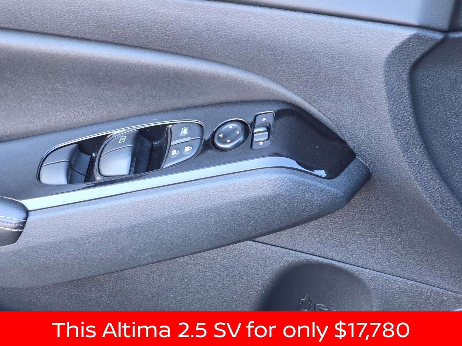 Used 2023 Nissan Altima 2.5 SV image 32