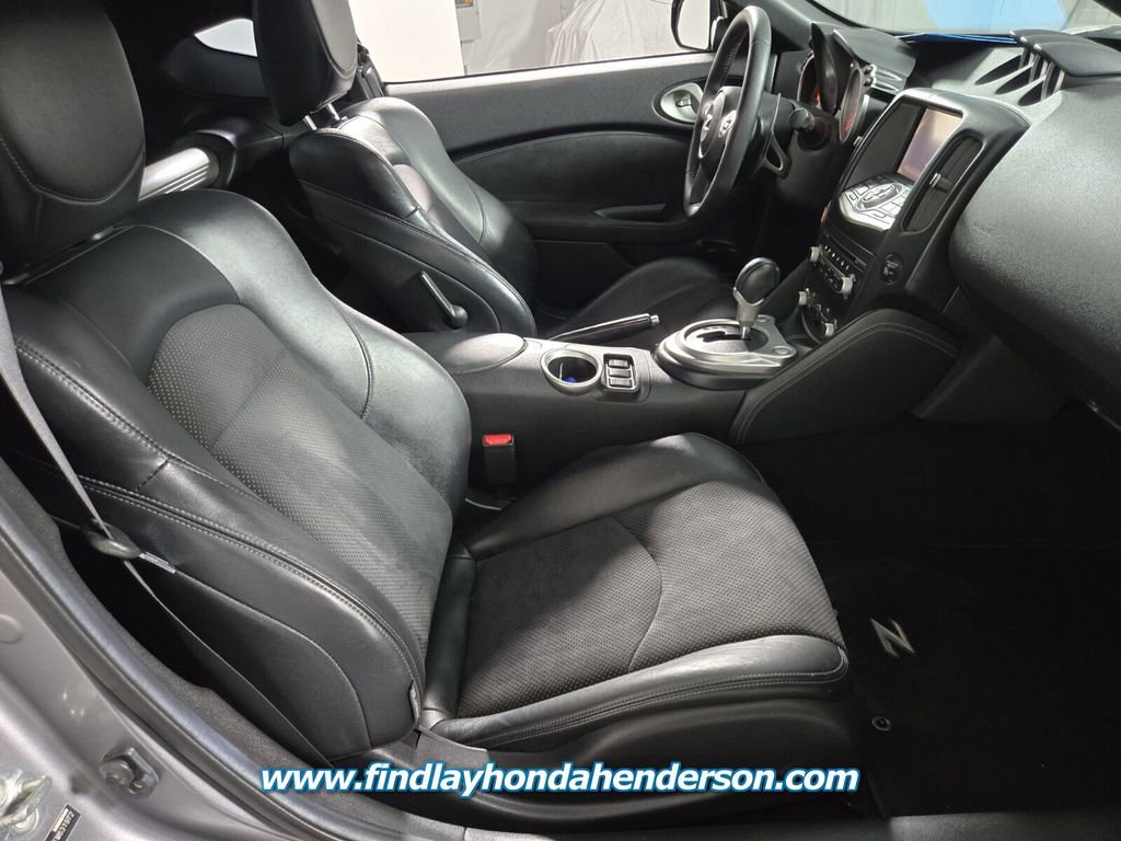 Used 2014 Nissan 370Z Touring w/ Sport Package RWD image 18