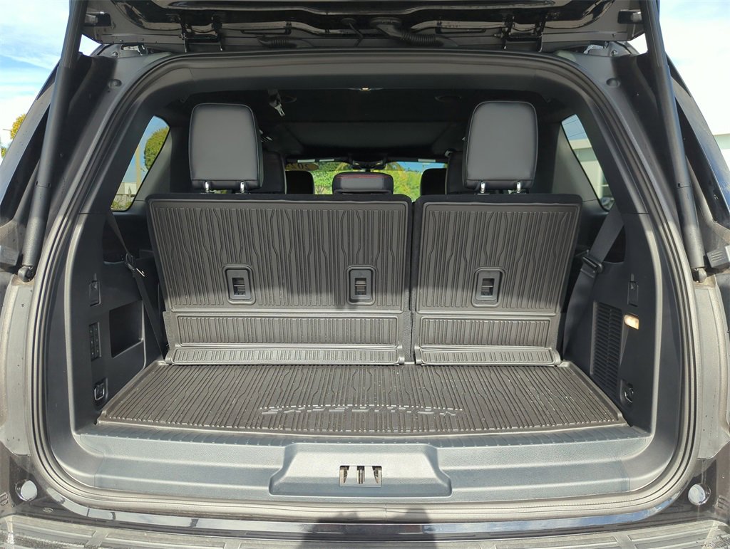 Used 2024 Ford Expedition Limited image 19