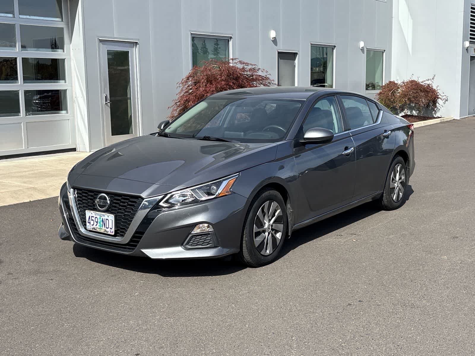 Used 2020 Nissan Altima 2.5 S FWD image 1