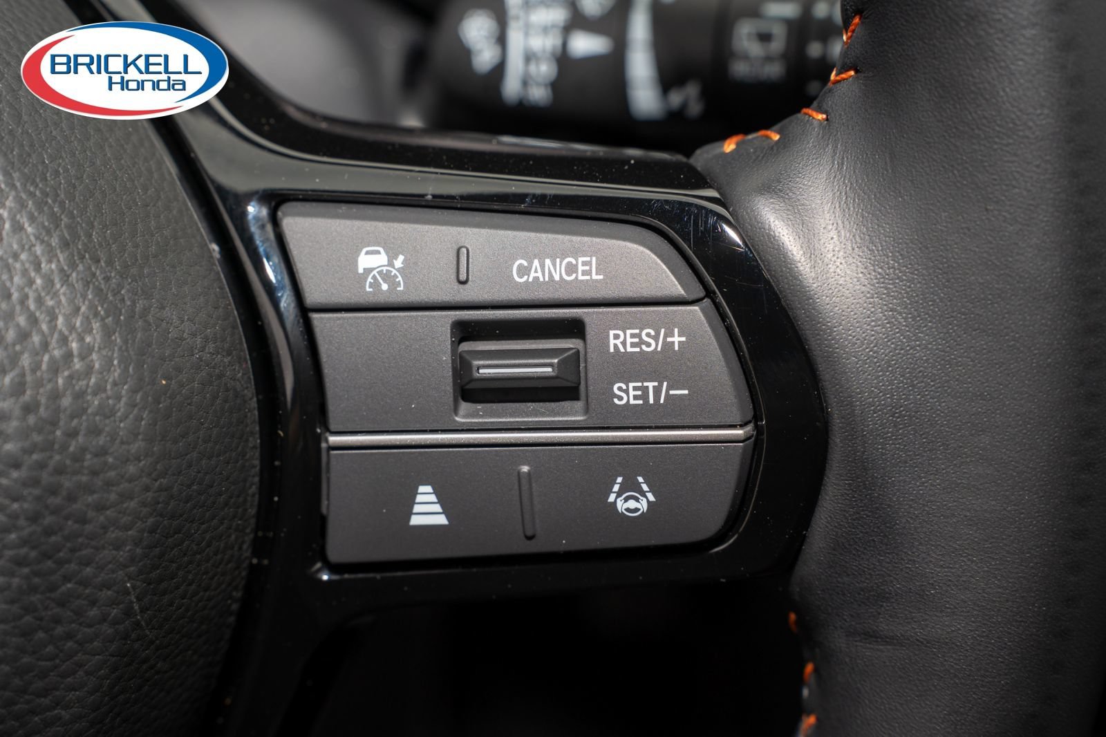 Certified 2025 Honda HR-V Sport image 32