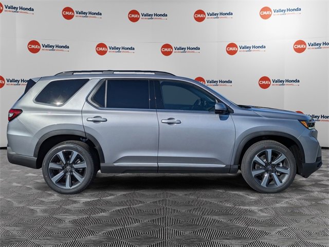New 2025 Honda Pilot Touring image 4
