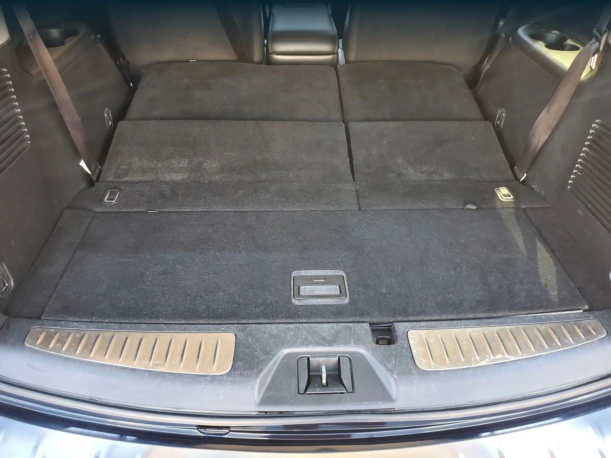 Used 2017 INFINITI QX80 4WD w/ Driver Assistance Package image 57