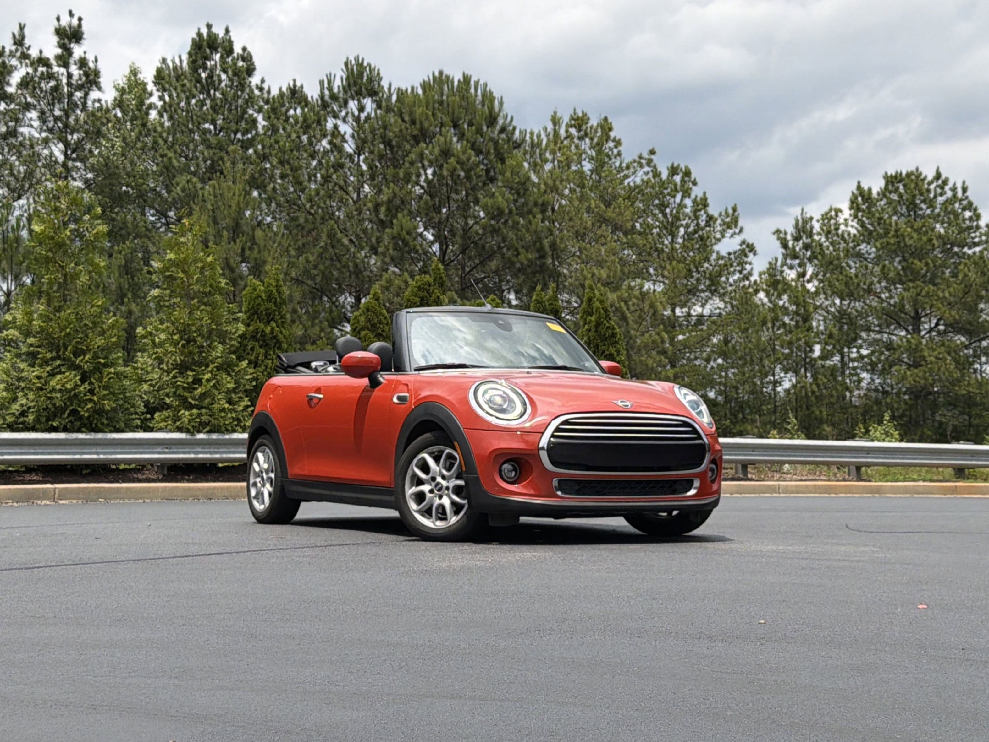 Used 2020 MINI Cooper Convertible w/ Premium Package FWD video 2