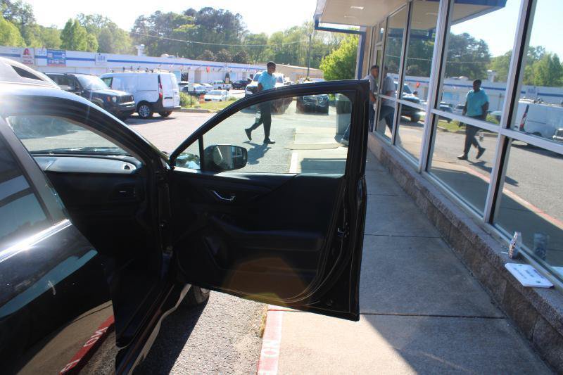 Used 2023 Subaru Outback Premium AWD/4WD image 15