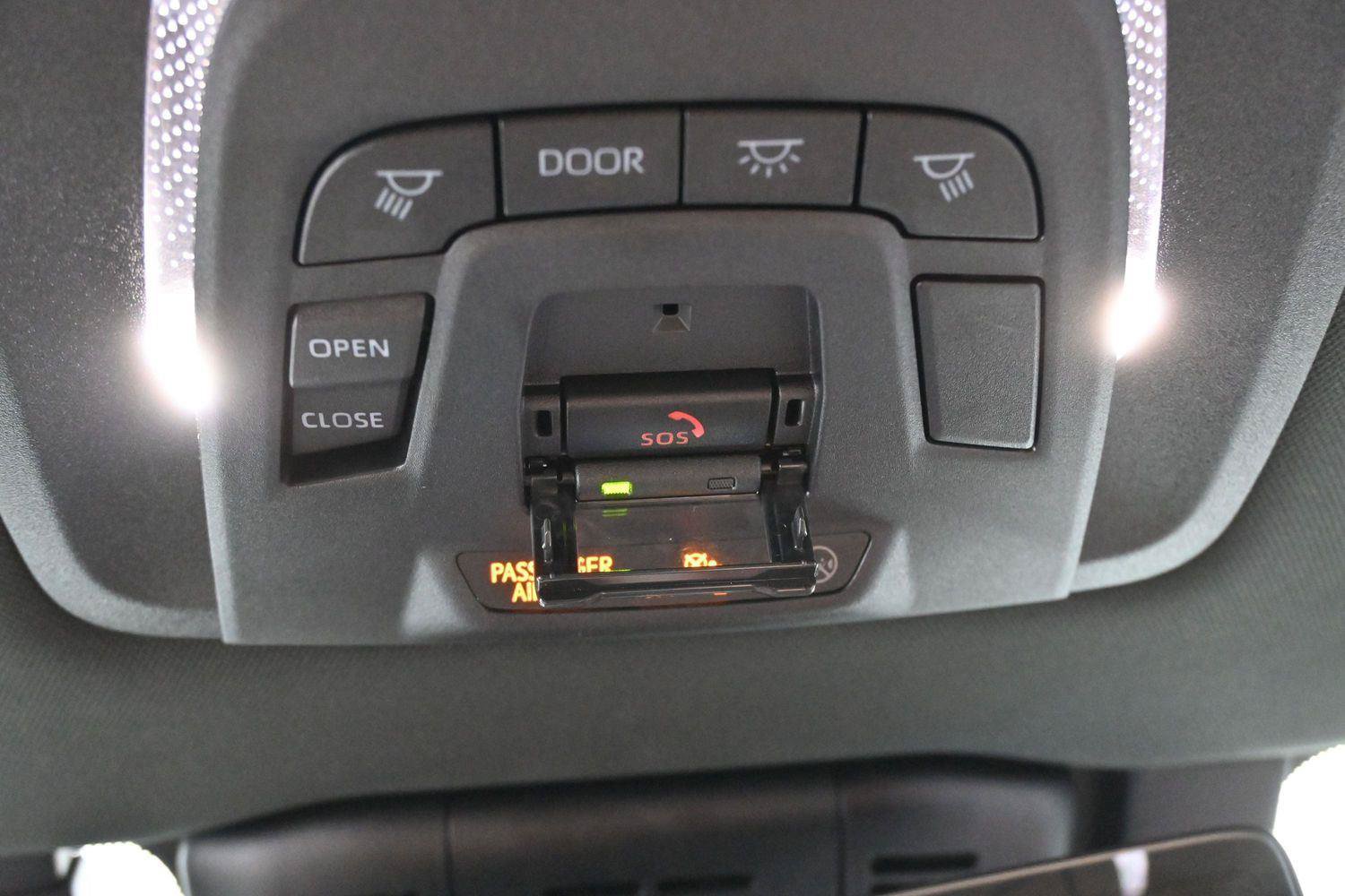 Used 2025 Toyota Crown Signia AWD/4WD image 31