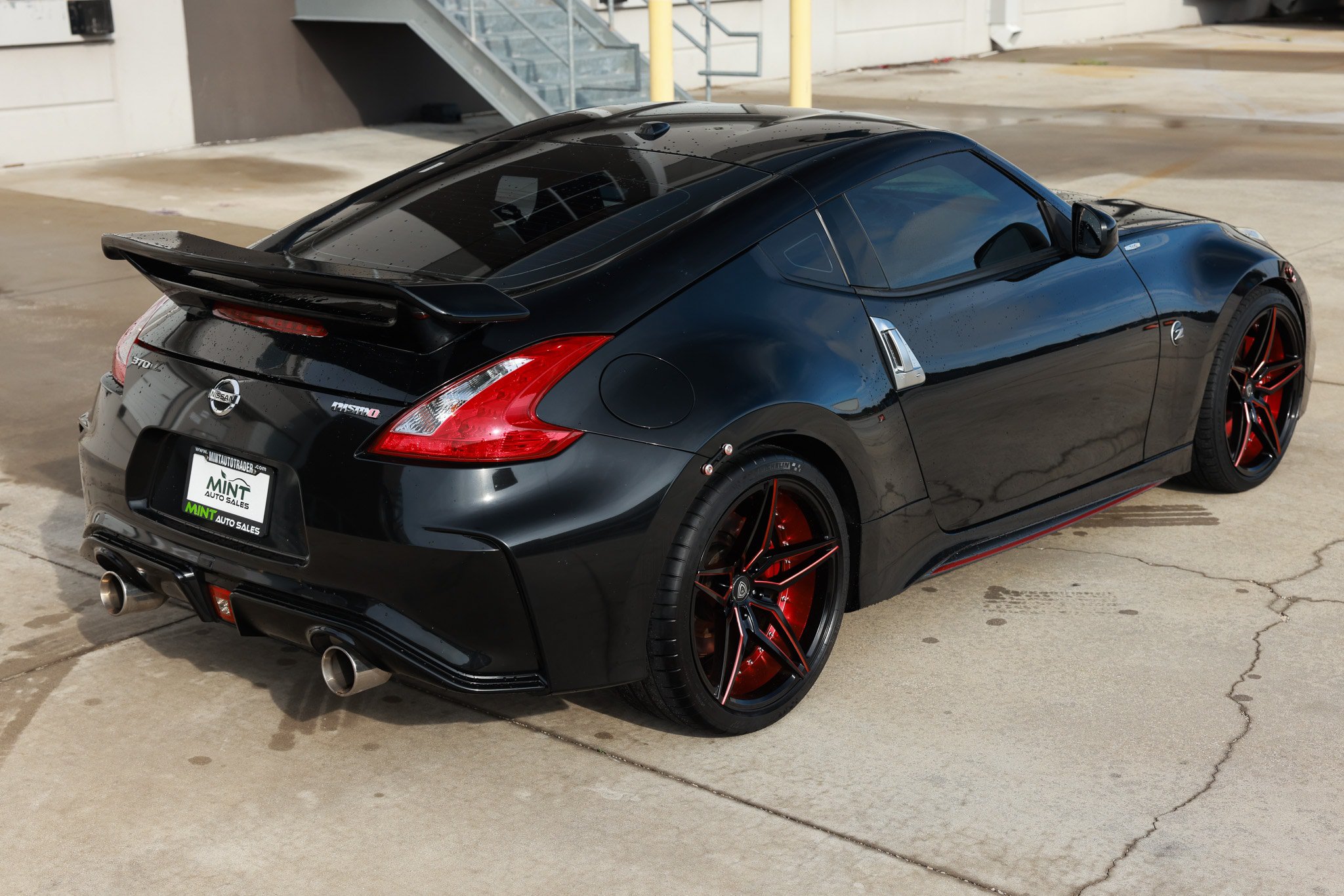 Used 2016 Nissan 370Z NISMO RWD image 15