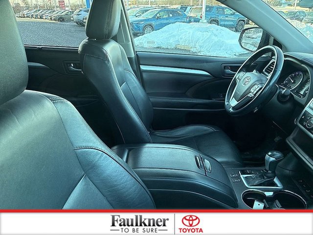Certified 2018 Toyota Highlander XLE w/ Protection Package #3 image 20