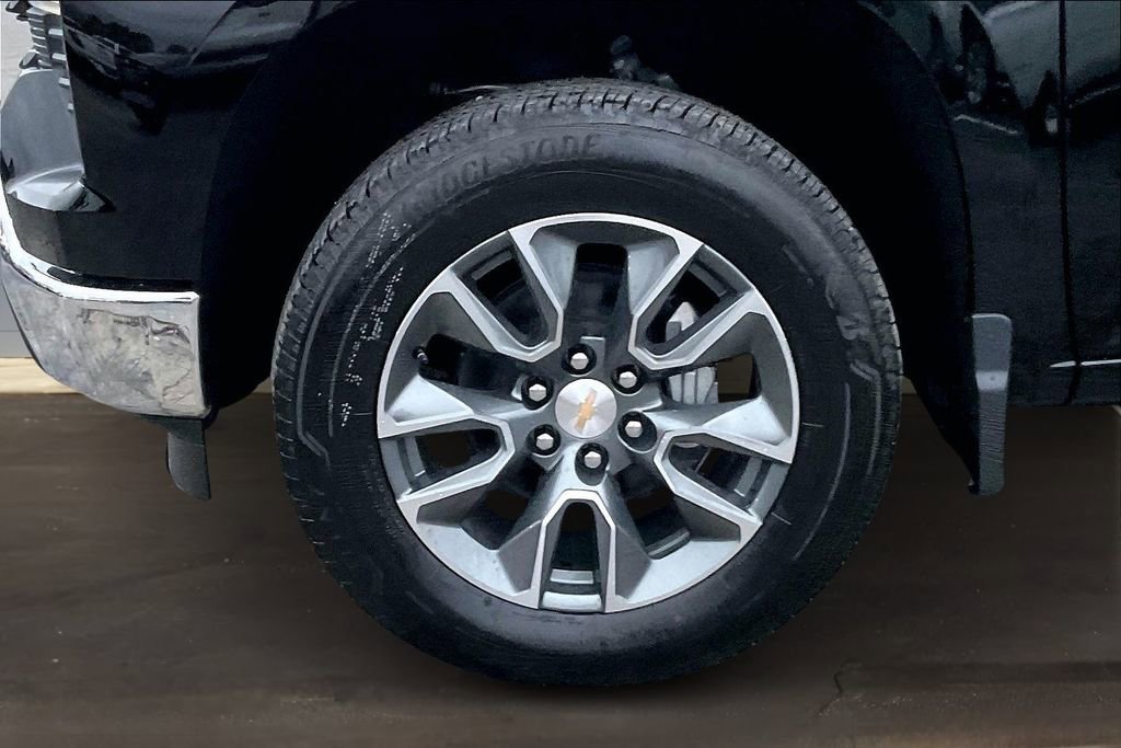New 2026 Chevrolet Silverado 1500 LT image 13
