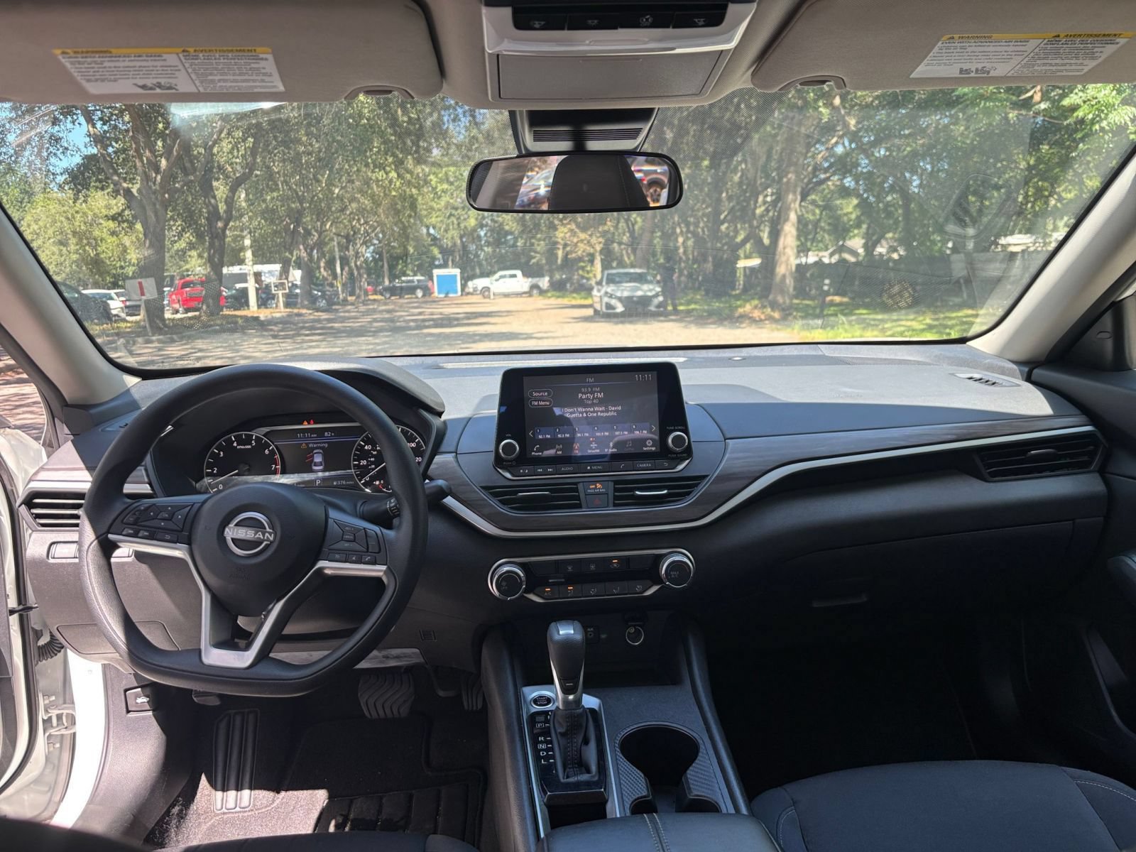 Used 2025 Nissan Altima 2.5 SV FWD image 28