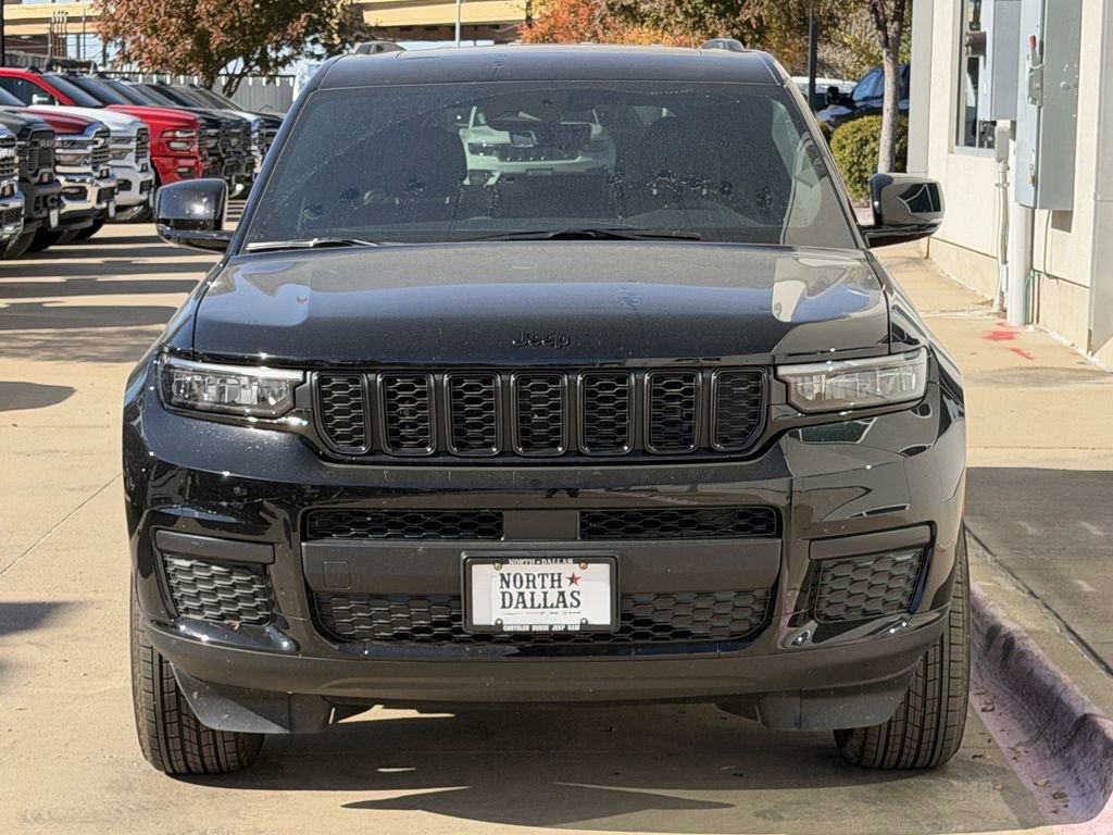 New 2025 Jeep Grand Cherokee L Altitude image 3