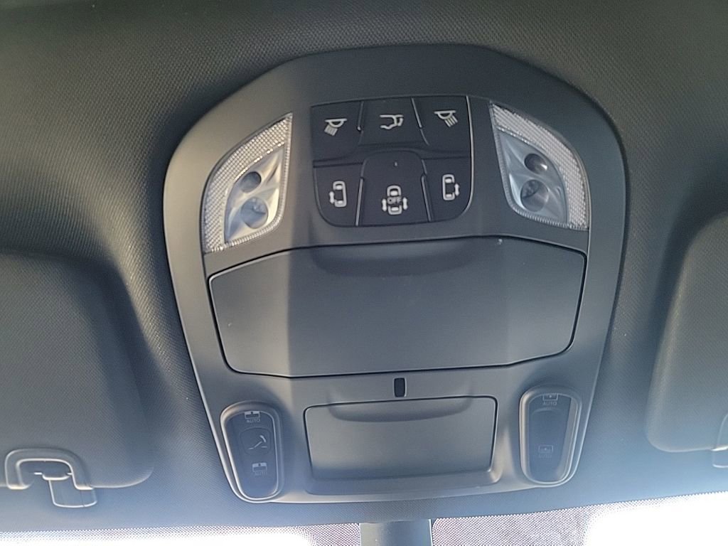 New 2026 Chrysler Pacifica Select image 15