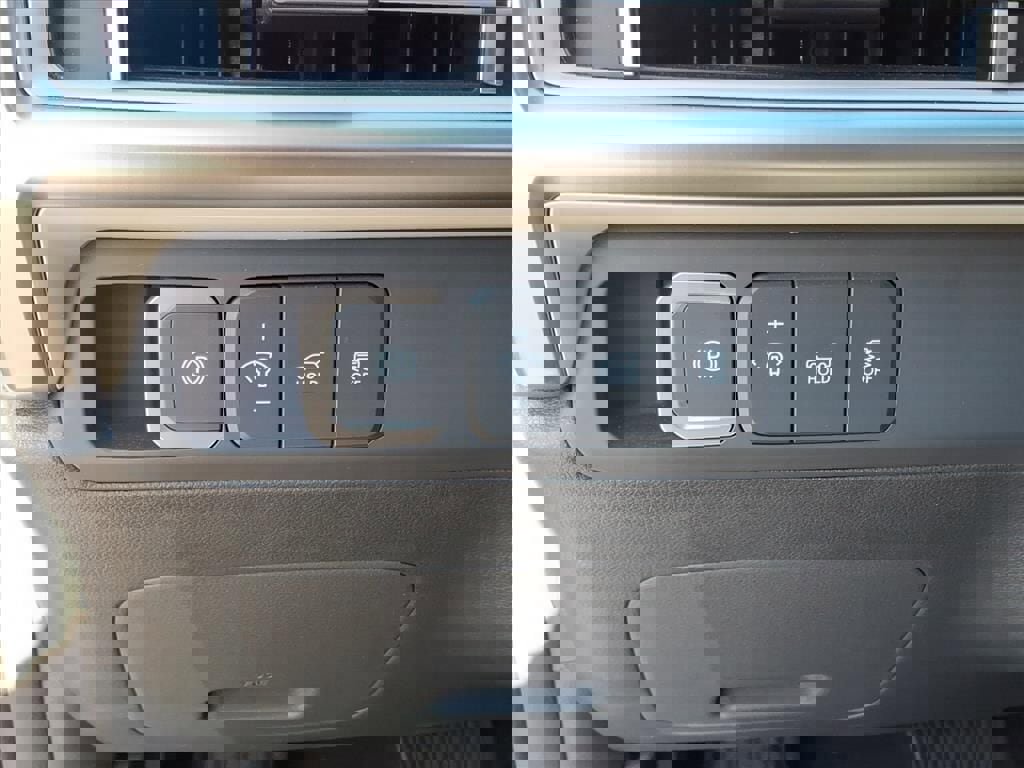 Certified 2024 Hyundai Santa Fe SEL image 14