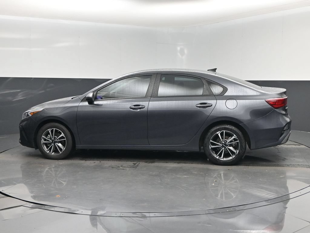 Used 2023 Kia Forte LXS w/ LXS Technology Package FWD image 10