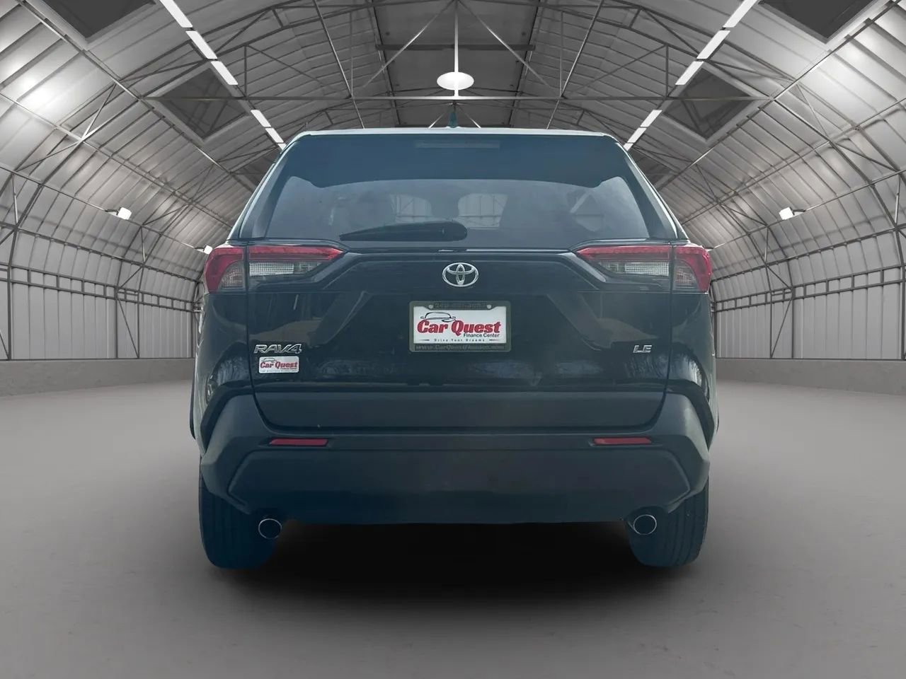 Used 2022 Toyota RAV4 LE image 5