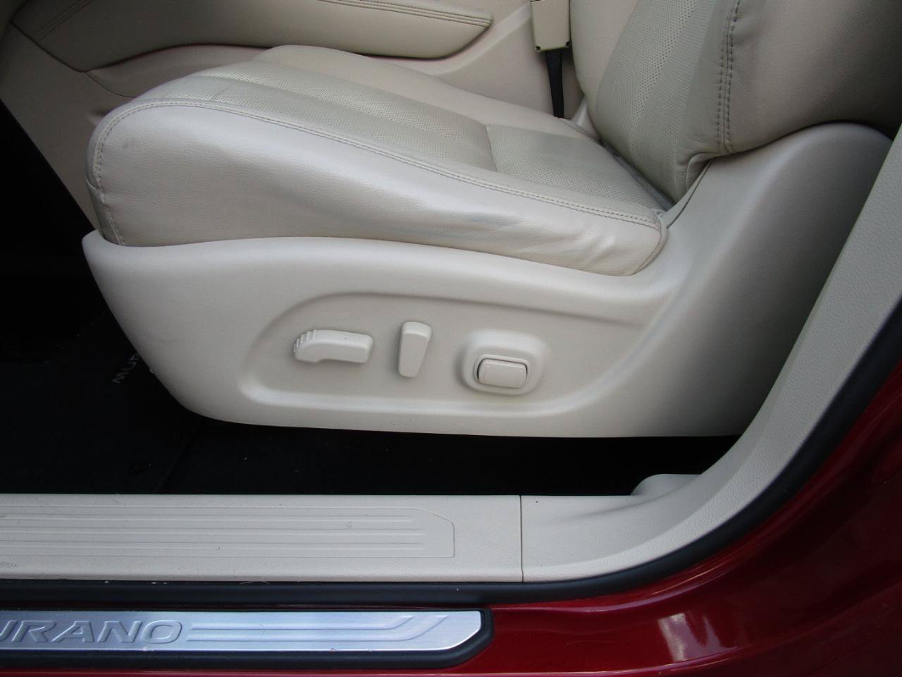 Used 2019 Nissan Murano SL FWD image 19