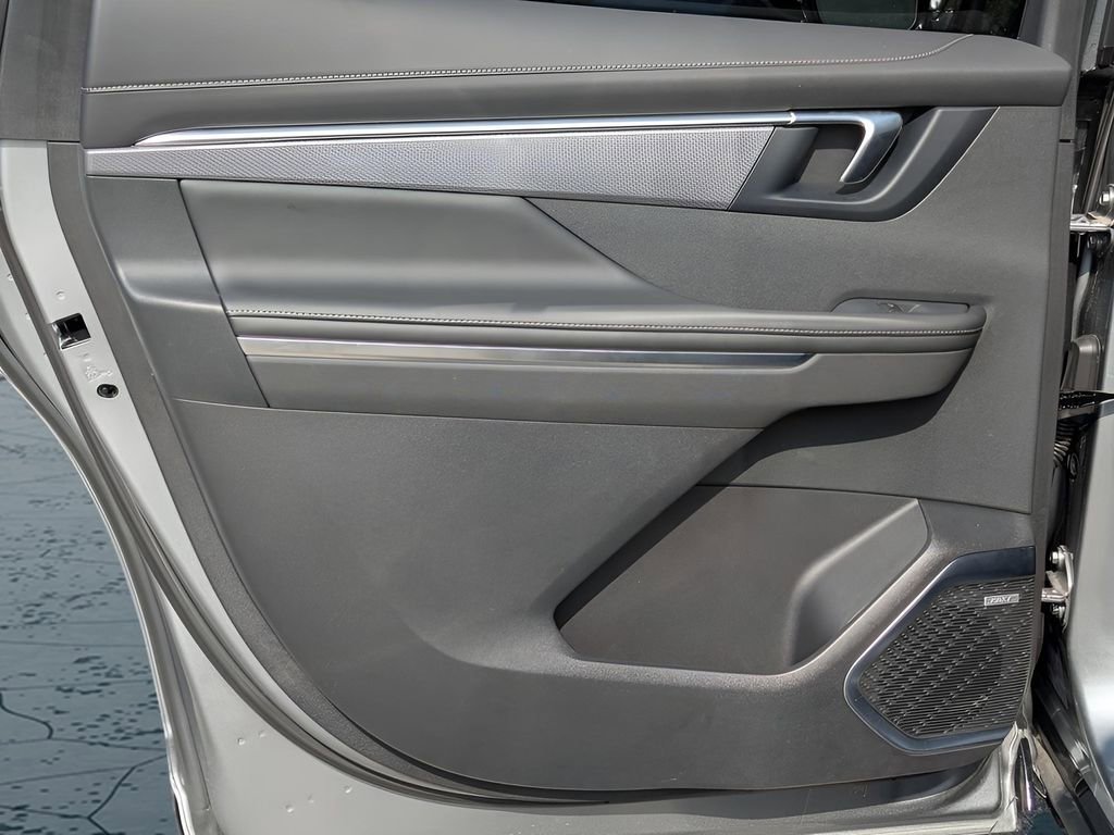 New 2025 Buick Enclave Sport Touring w/ Super Cruise Package image 12