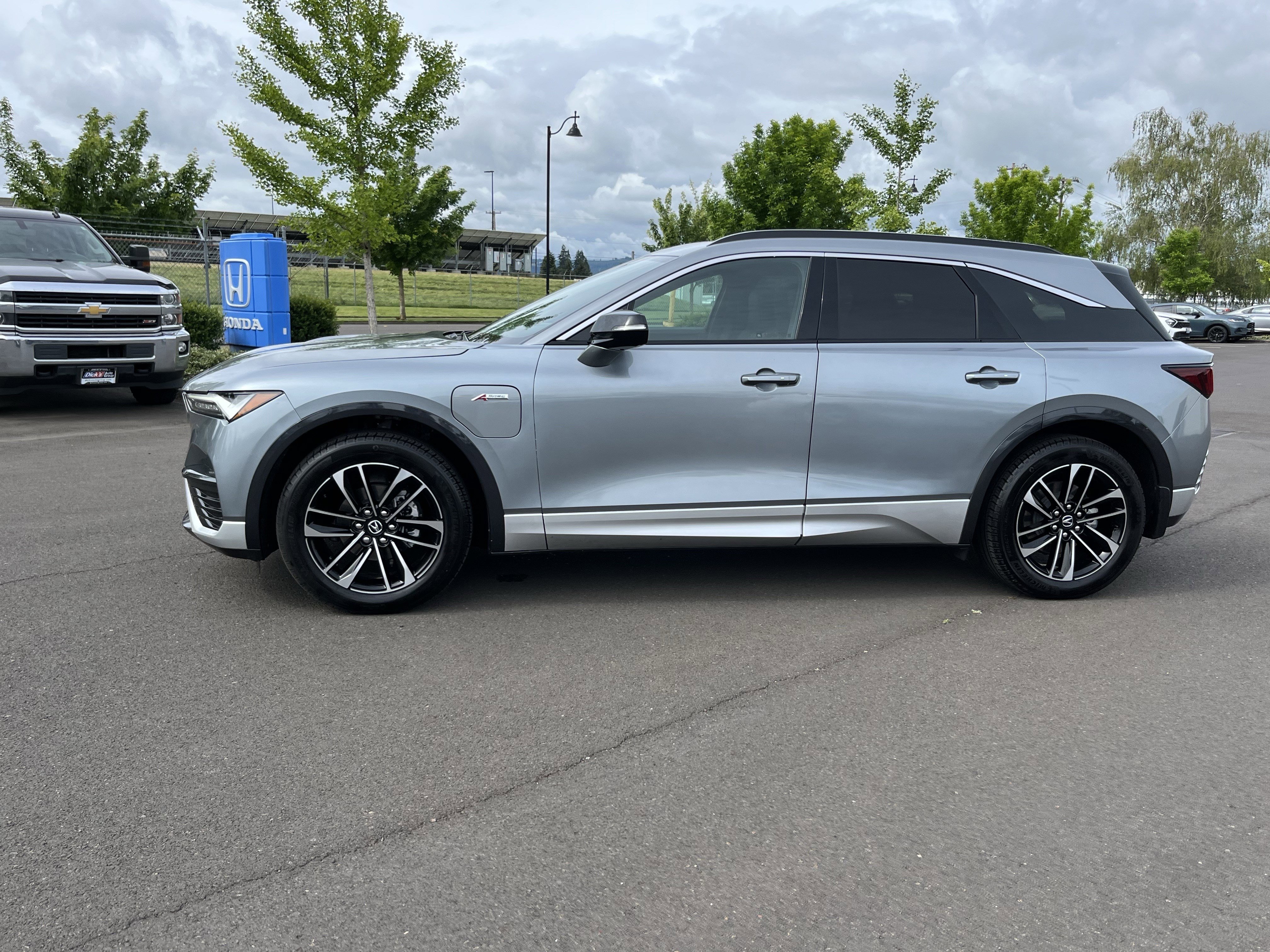 Used 2024 Acura ZDX A-Spec AWD/4WD image 2