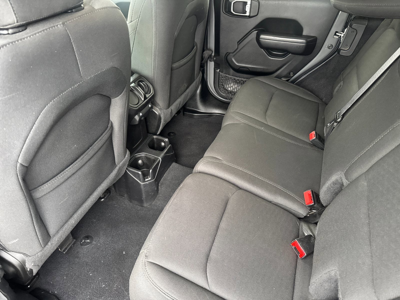 Used 2020 Jeep Wrangler Unlimited Sport S image 12