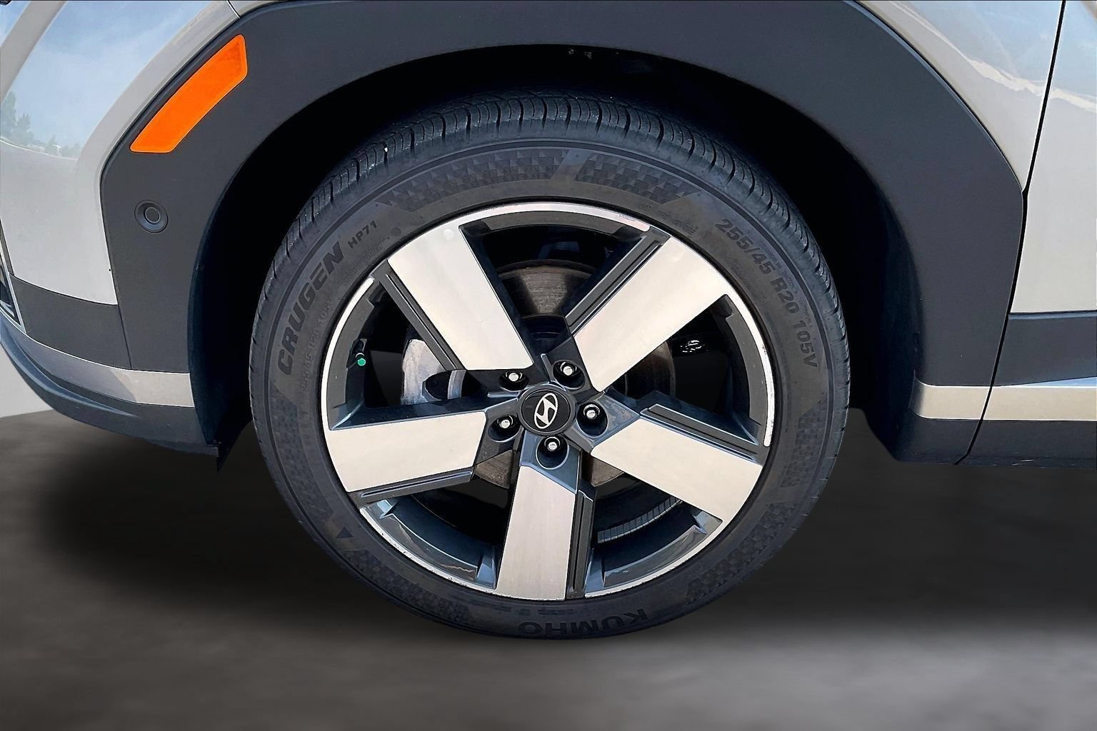 Certified 2024 Hyundai Santa Fe Limited FWD image 35
