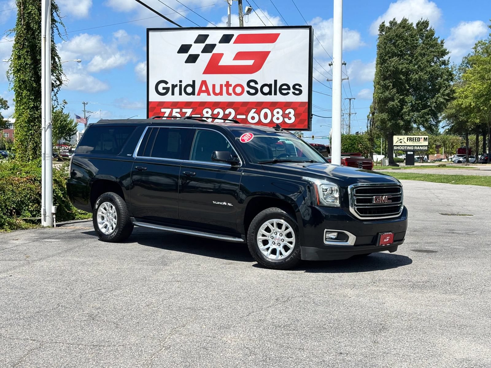 Used 2019 GMC Yukon XL SLT
