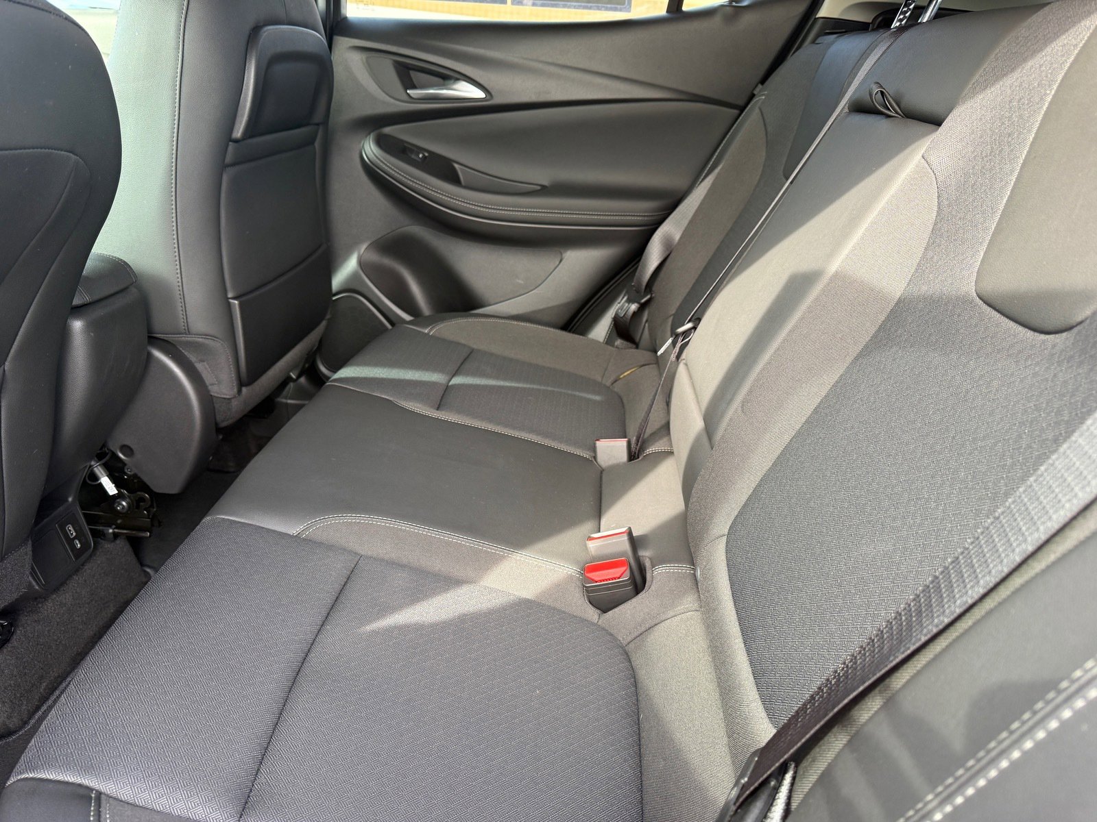 Used 2023 Buick Encore GX Select w/ Sport Touring Package image 20