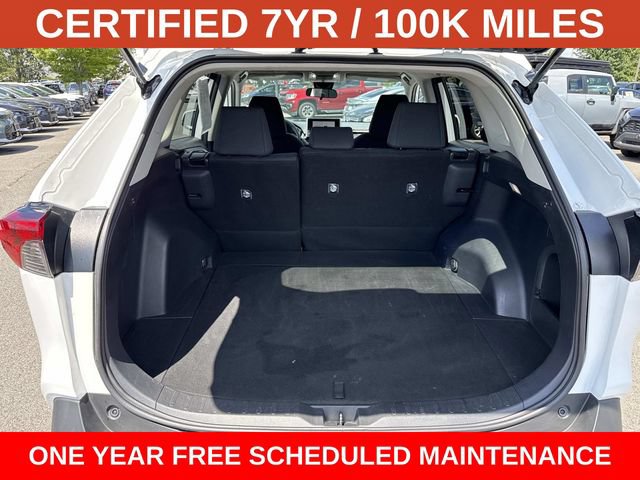 Used 2025 Toyota RAV4 LE AWD/4WD image 12